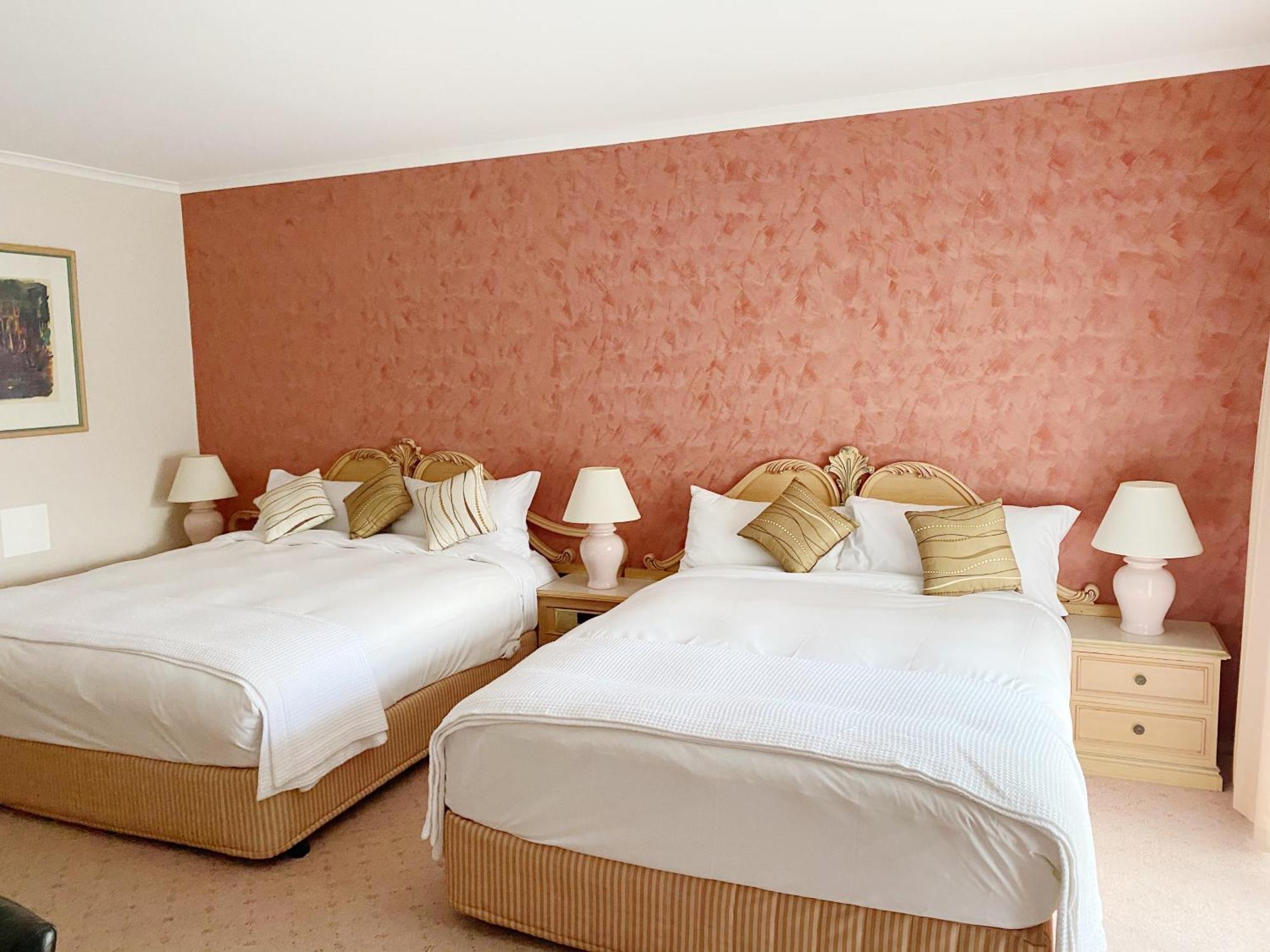 Golden Chain Country Plaza Motel Холс Гап Екстериор снимка
