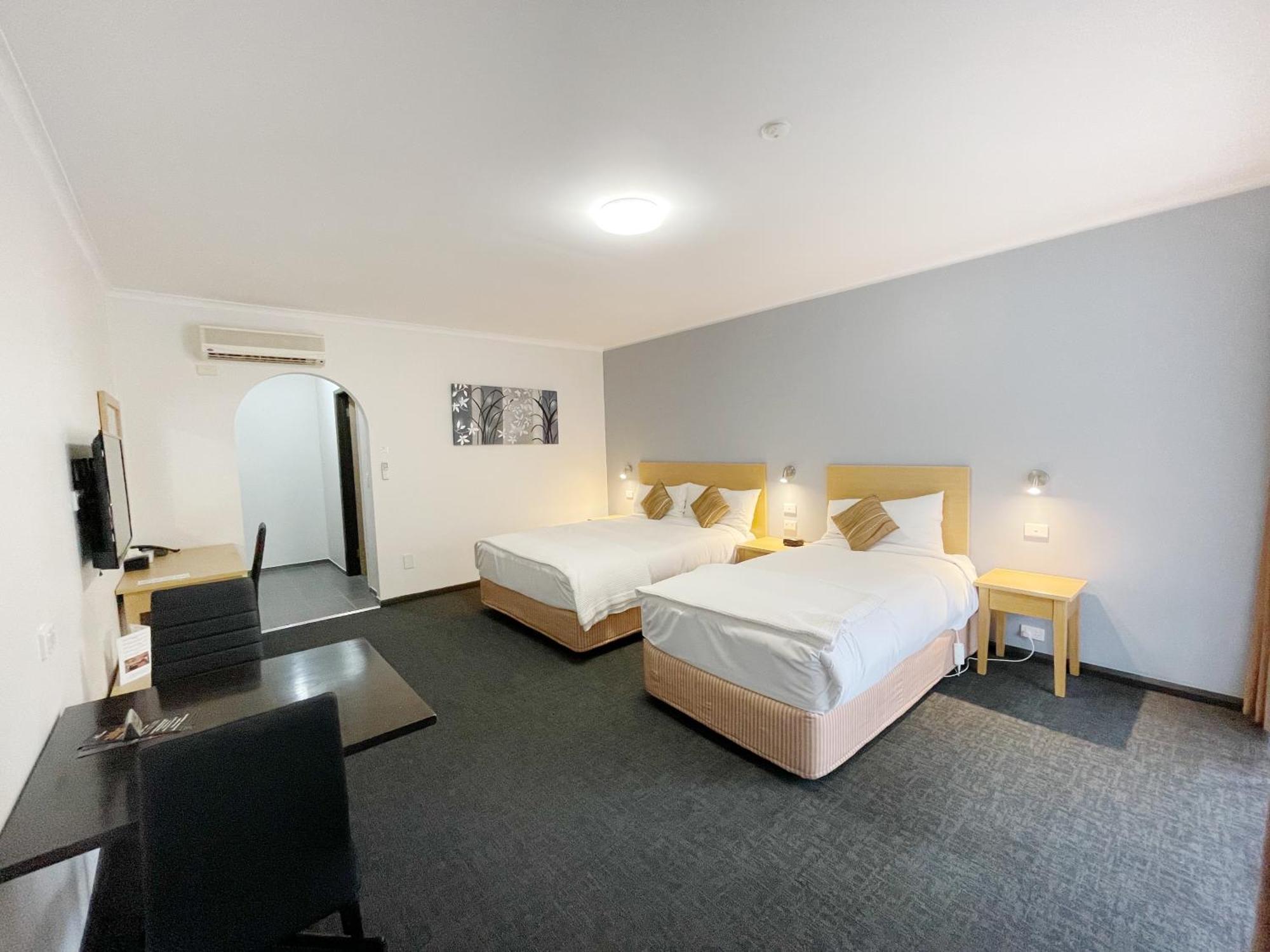 Golden Chain Country Plaza Motel Холс Гап Екстериор снимка