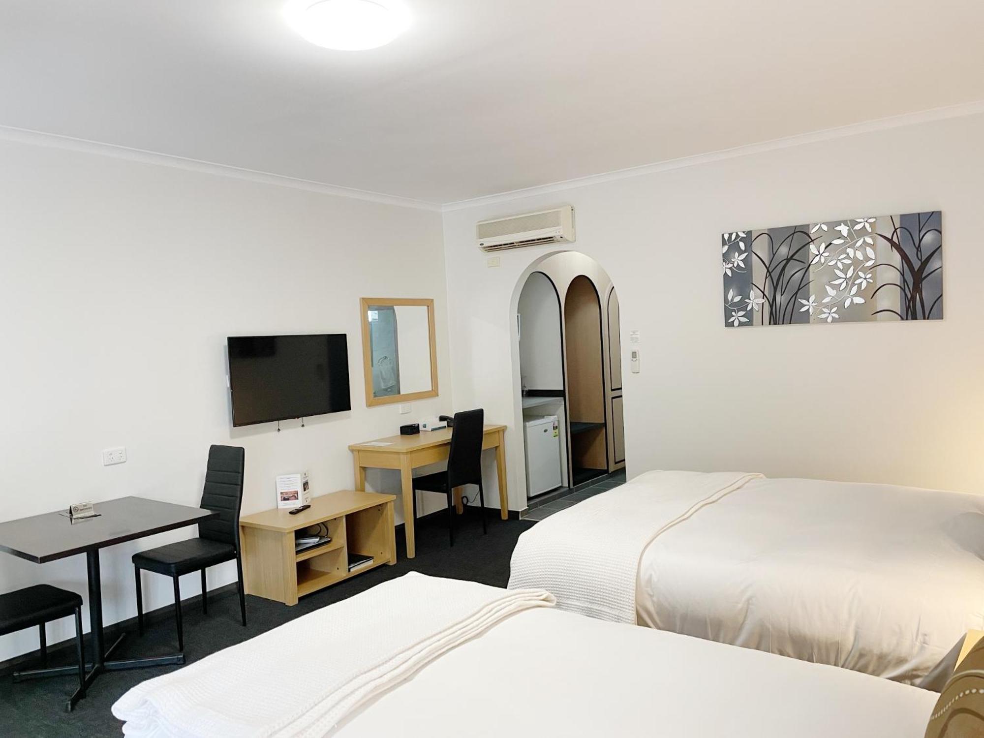 Golden Chain Country Plaza Motel Холс Гап Екстериор снимка